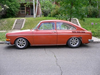 Illustration for article titled 1972 Volkswagen Fastback Down On The Denver Street